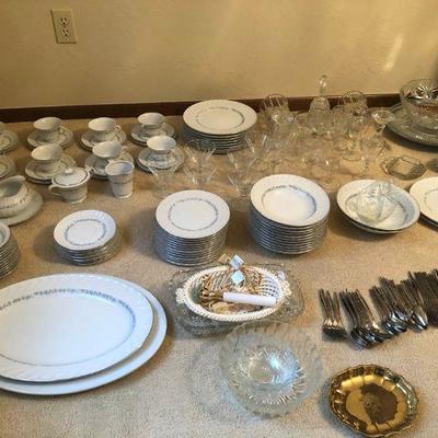 China & Flatware for Holiday Parties