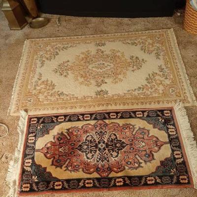 2 rugs.
