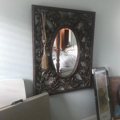Beautiful elegant beveled mirror. $30