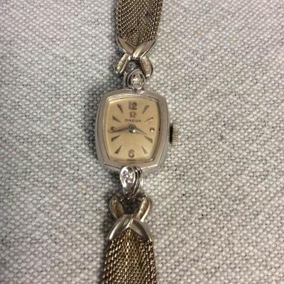 MME059 Vintage Omega Women's Watch With Real Diamonds 