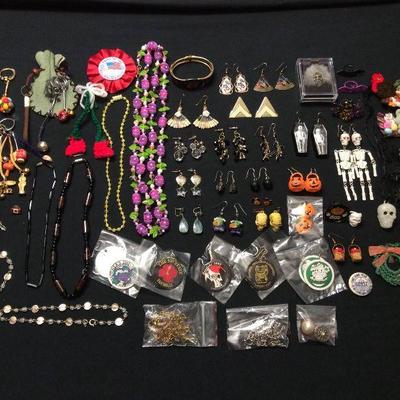 MME028 Festive Costume Jewelry, Trinkets and More
