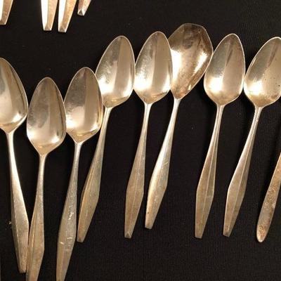 28-piece Reed & Barton sterling flatware