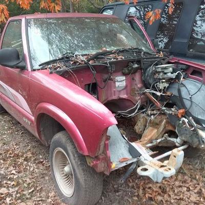 Chevy S10 w/title - needs lots of TLC 