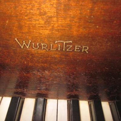 Wurlitzer Baby Grand Piano 