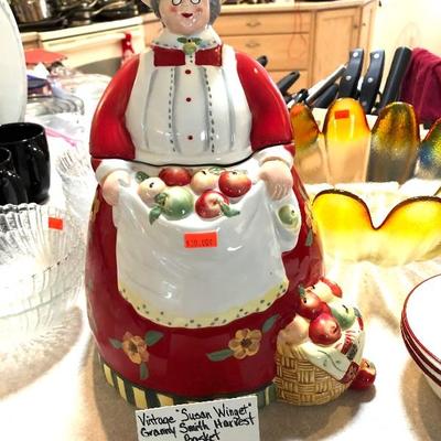 Vintage "Susan Winget" Granny Smith Harvest Basket Cookie Jar