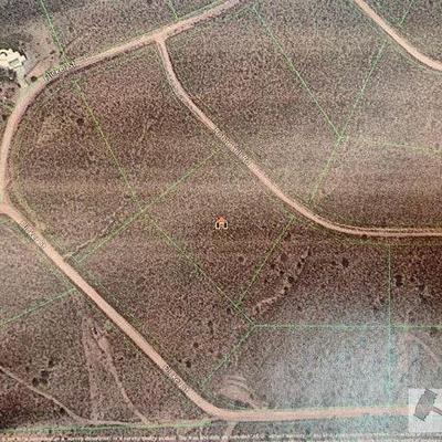 LOT 200: Photo 2 of 10 	
Beautiful Lot 2.46 acres
2.46 acres lot in Apple Valley. This lot is at the base of the San Bernardino...