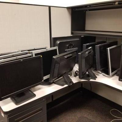 (6) Various HP Computer Monitors