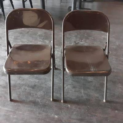 (2) Brown Metal Folding Chairs