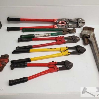 9202: Small Bolt Cutter & pipe wrench lot
Small Bolt Cutter & pipe wrench lot 5 Bolt Cutters 2 Pipe Wrenches Assorted Sizes