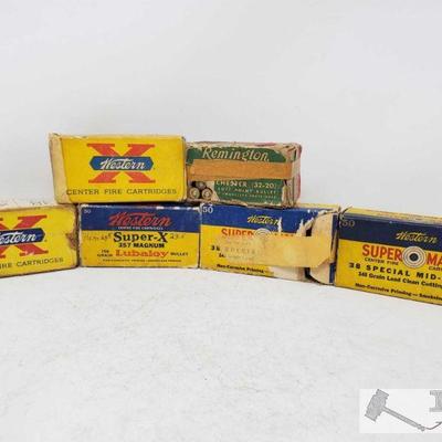 585: 5 Vintage Western Ammo Boxes and Remington 32 Winchester
Approx 55 Rounds of 38 Special Mid-Range, approx 25 Casings of 357 Mag,...