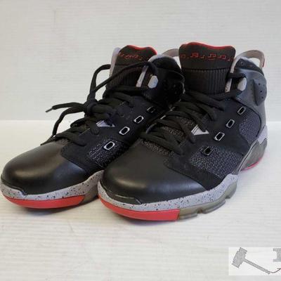 9026:Air Jordan Sneakers, Size 9US Mens
Air Jordan Sneakers, Size 9US Mens Air Jordan, Jordans, Basketball, Sneakers