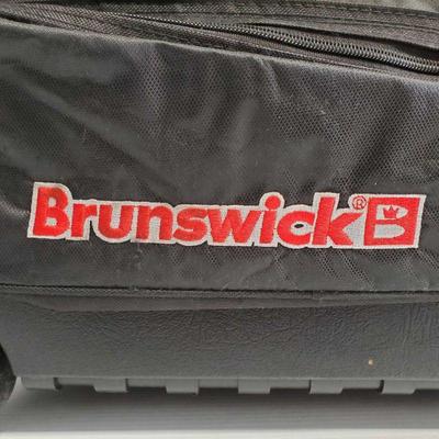 5554: Rattler Bowling Ball and Brunswick Bag
Rattler Bowling Ball and Brunswick Bag
OS17-019247.13