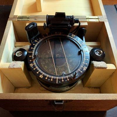 Rare Pristine WWII Vion Aircraft Compass in Original Case