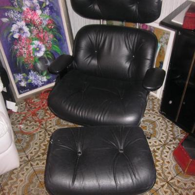 Black Leather Plycraft MCM Seating With Ottoman  