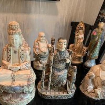TONS OF COLLECTIBLES 