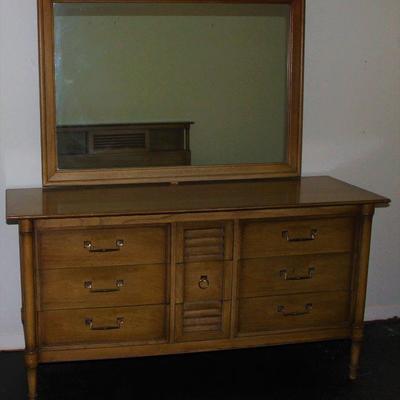 Mid-Century Drexel Furniture Company bedroom suite, oak 9 drawer Dresser (62â€W x 21â€D x 32.5â€H) with Mirror (49â€W x 35â€H)