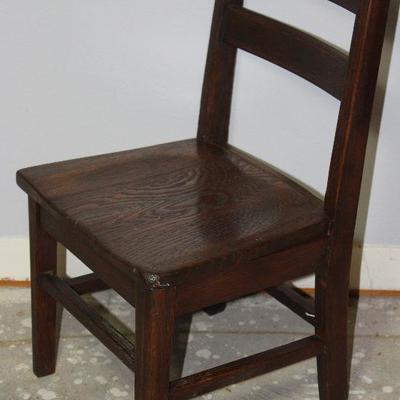 Antique oak solid wood childâ€™s chair