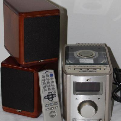 JVC FS-7000 AM/FM  Receiver CD Player with 2 Wood Bookcase Speakers and Remote