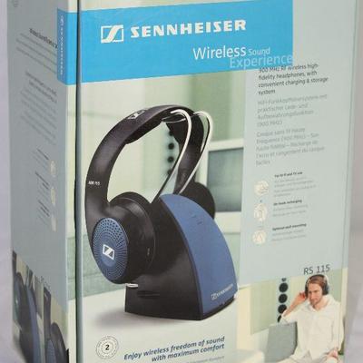 Sennheiser 900MHz RF Wireless High-Fidelity Headphones 