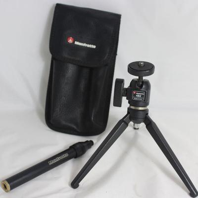 Manforotto  482 Table Top Tripod with Travel Case. Made in Italy 