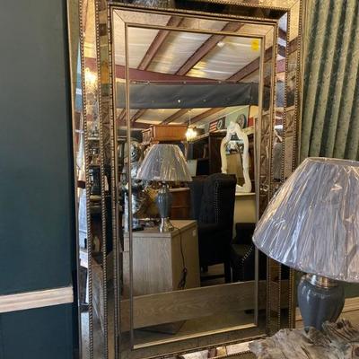 gorgeous mirror jewelry storage