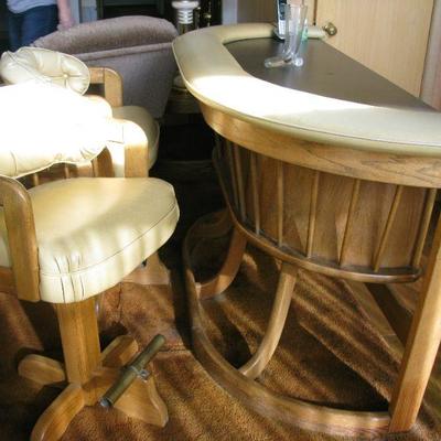 1/2 CIRCLE BARREL BAR   WITH 2 STOOLS   BUY IT NOW $ 195.00