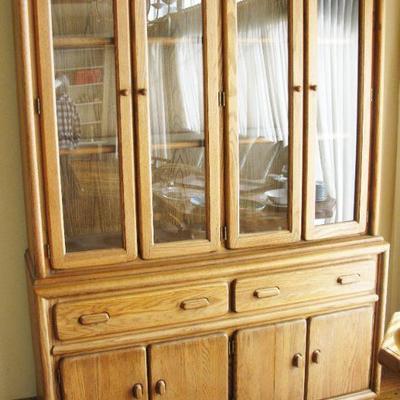 Virginia House oak china cabinet   buy it now $ 165.00