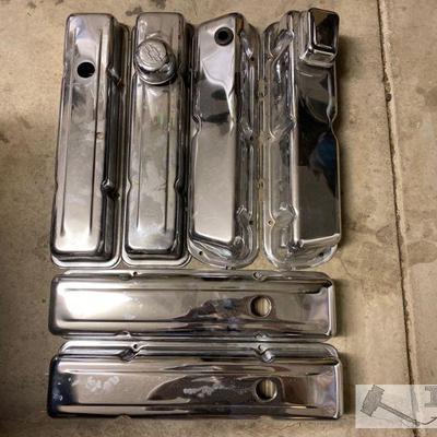 130:3 Sets of Small Block Chevy Valve Covers
3 Sets of Small Block Chevy Valve Covers