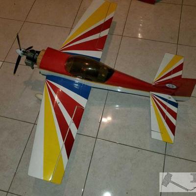 511:Gas Powered RC Airplane, Approx 61