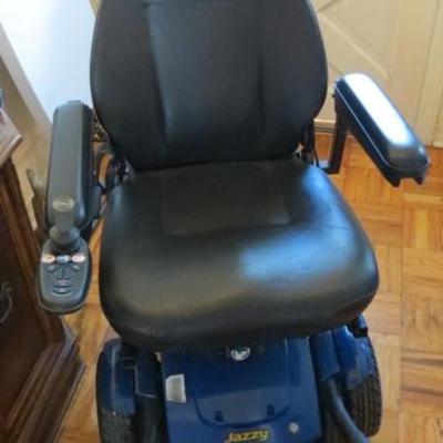 Jazzy Select Wheel Chair; Weight 450lbs