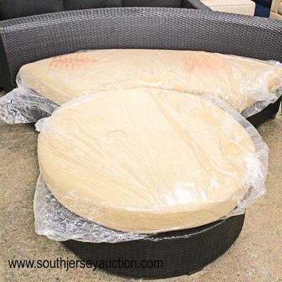 NEW 2 Piece Circular All Weather All Season Wicker Sofa with Large Round Ottoman â€“ Still in Plastic

Auction Estimate $200-$400 â€“...