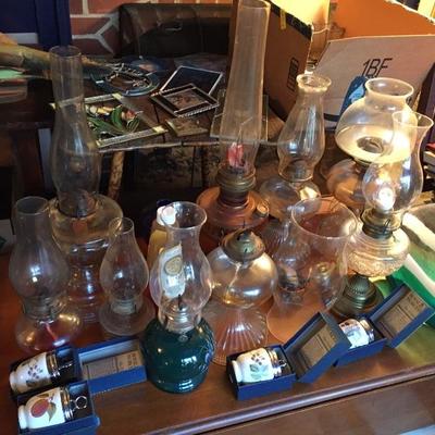 Wide variety of hurricane lamps