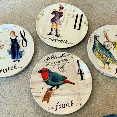 William Sonoma 12 days of Christmas boxed Plates-Look New