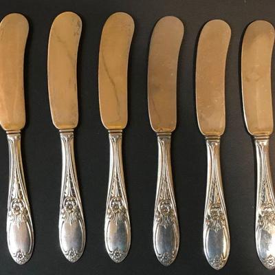 â€¢	Vintage Amston Sterling Silver Colonial Rose, Circa 1948
â€¢	36 pieces sterling silver flatware 6 piece place settings for 6,...