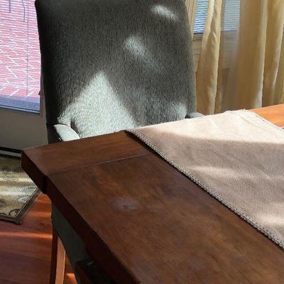 https://www.ebay.com/itm/114000958531  BG0012: 4 Cloth and Wood Breakfast Room Chairs $125 OBO Local Pickup