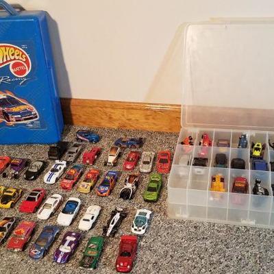 Assorted Hot Wheels & Other Cars
