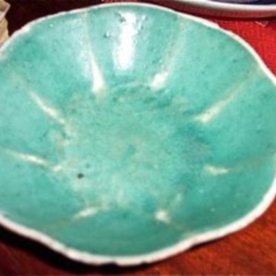 ANTIQUE CHINESE GLAZE BOWL WITH HAND PAINTED ENAMELING  TOP & BOTTOM
