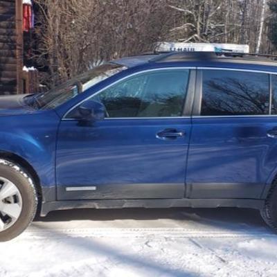 2010 Subaru outback - 34k miles