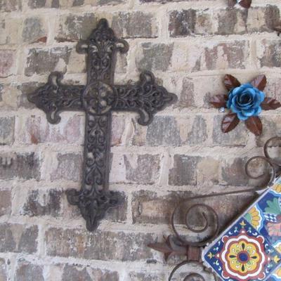 Mexican pottery wall art w/ metal designed roses & crosses