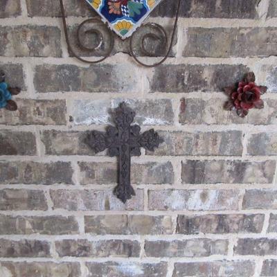 Mexican pottery wall art w/ metal designed roses & crosses