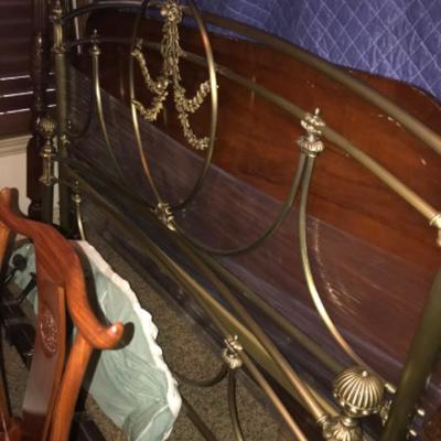 BEAUTIFUL BRASS KING BED