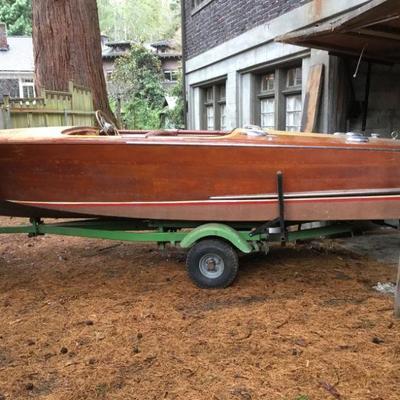 Restoration Ready 1947 16 ft Chris Craft Runabout Special.