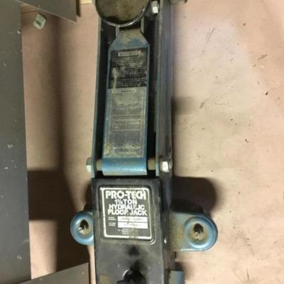 Pro Tech 1.5 Ton Hydraulic Floor Jack