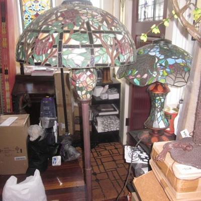 STAINED GLASS MADNESS! TIFFANY STYLE LIGHTING (HUNDREDS OF CHOICES) 