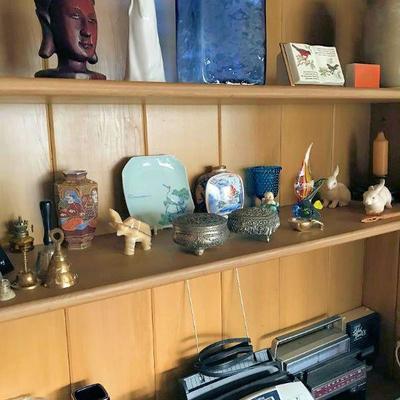 Knickknacks and collectibles