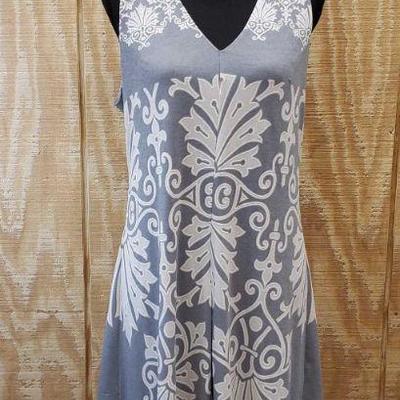 Union of Angels Dress, L
This Beautiful Dress is a size large and is in great condition!
Size: Large