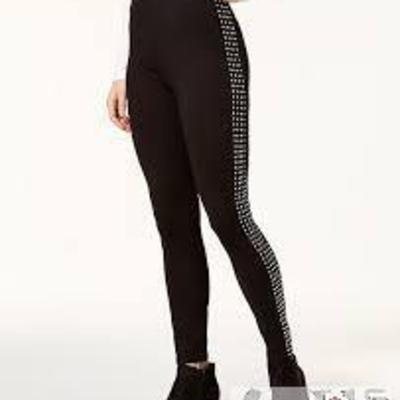 Studded Mid-Rise Leggings, Size Medium
Stylish hardware studs grace the sides of these effortless leggings from Bar III, elevating the...