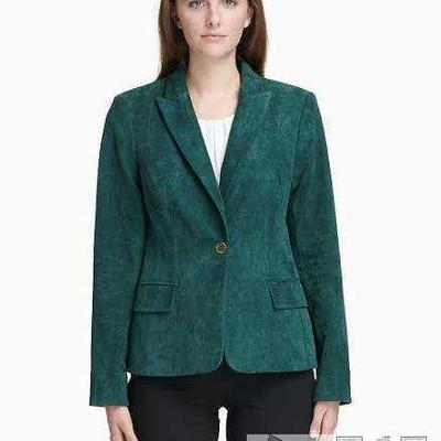 Calvin Klein Womens Faux Suede Business One-Button Blazer Green, Size 10
Classic and elegant peak lapel jacket crafted from a...