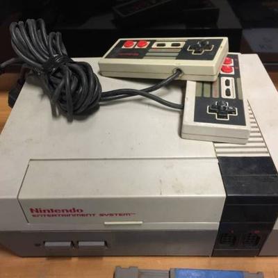 Original NES System with 2 Controllers and 5 Games..
