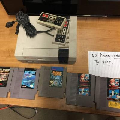 Original NES System with 2 Controllers and 5 Games